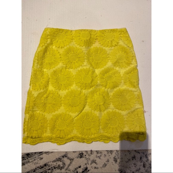 Joe fresh sunflower skirt - Picture 1 of 3